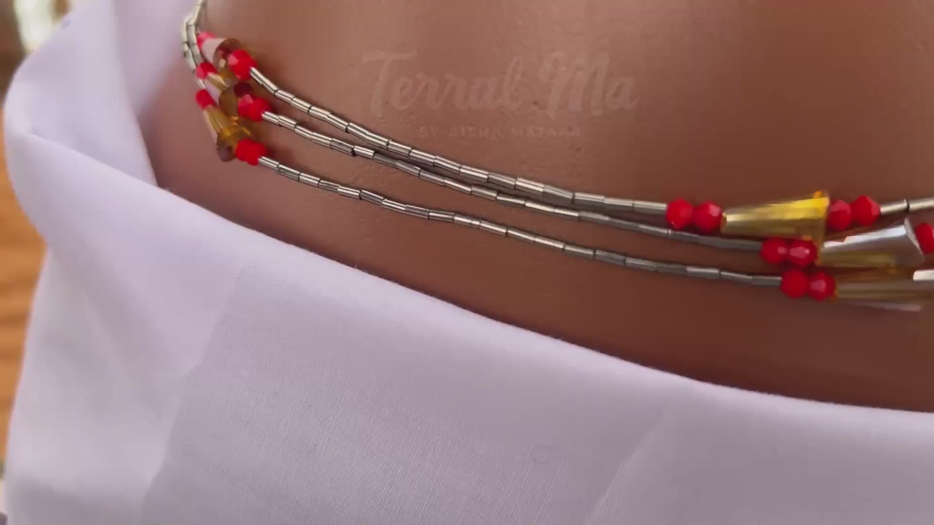 DOMOU TAAL PLUS - Grey, Gold & Red