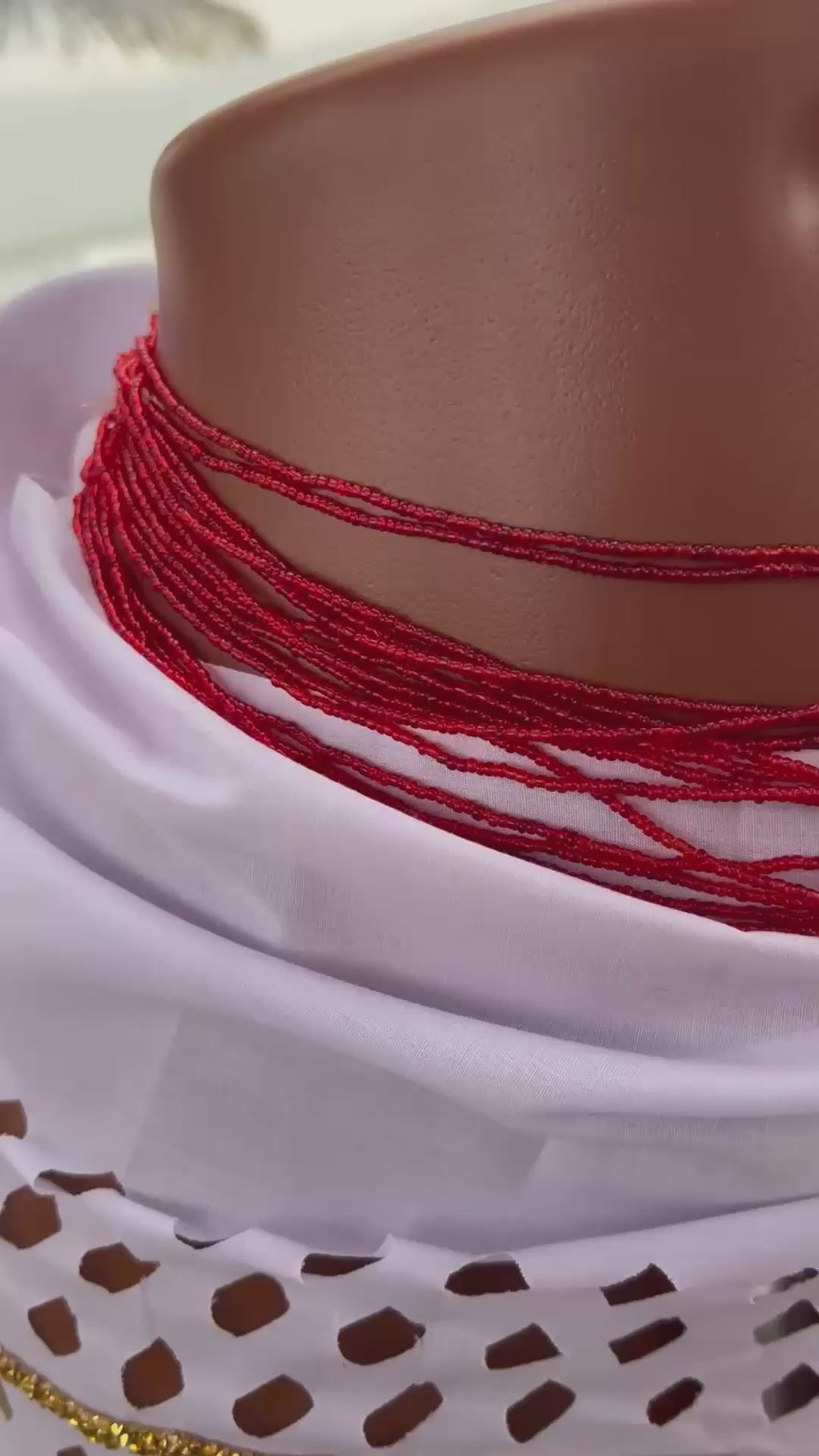 THIAABY LAOBE - Red & Black